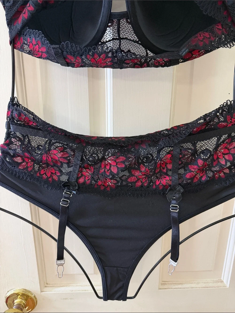 Black & Red Floral Lace Bra and High-Waist Brief Set - Women Intimates - Picture 7 of 8